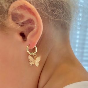 Butterfly huggies 🦋